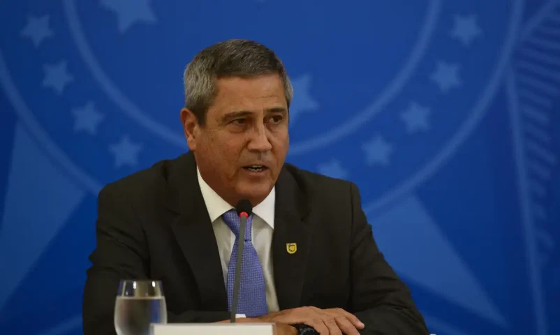 Mantida prisão do general Walter Braga Netto, acusado de obstruir investigação sobre tentativa de golpe de Estado