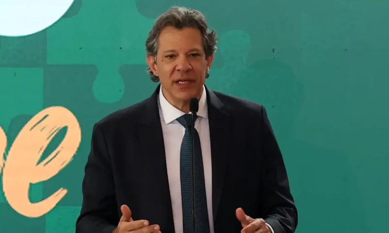 Fernando Haddad entrega plano contra efeitos do tarifaço dos Estados Unidos nesta quarta, 6
