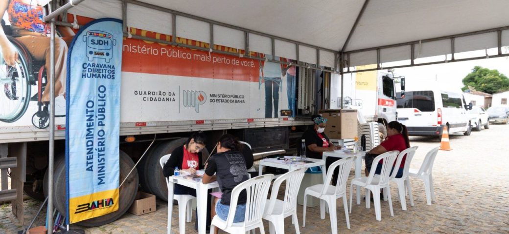 Caravana de Direitos Humanos se soma ao Bahia pela Paz com mutirão de serviços em Feira de Santana