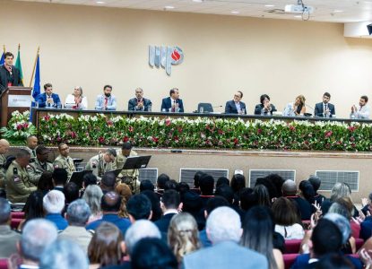 24 promotores de Justiça tomam posse para atuar em cidades do interior da Bahia