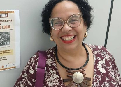 Patrícia Teixeira Santos, referência na luta antirracista, palestra em Feira de Santana em encontro promovido pela Arquidiocese