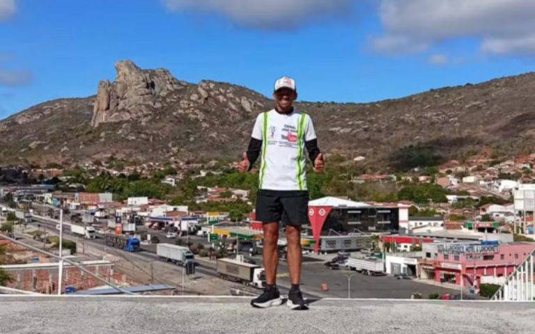 Reciclador corre de São Paulo até cidade do interior da Bahia
