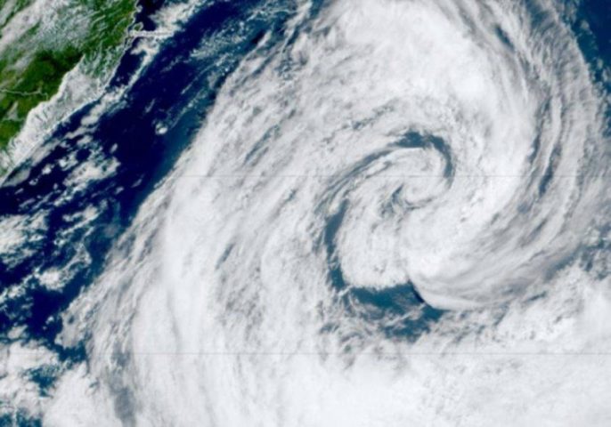 Ciclone extratropical provoca alerta para ventos de até 100 km/h no Brasil