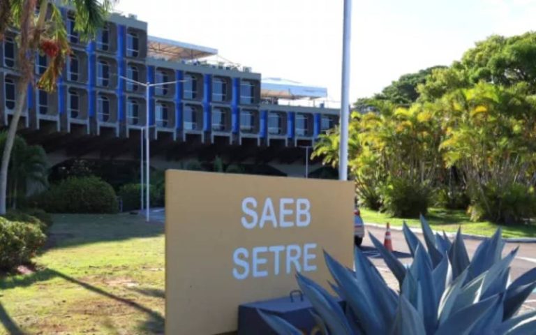 Projetos de lei com propostas de ganhos salariais para 43 mil servidores públicos são enviados ao Legislativo baiano