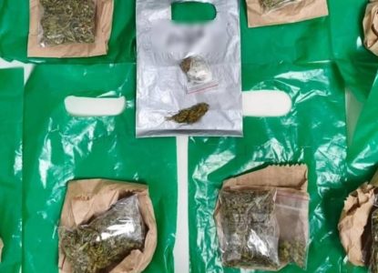 Polícia Militar encontra drogas no interior de veículo no bairro Campo Limpo