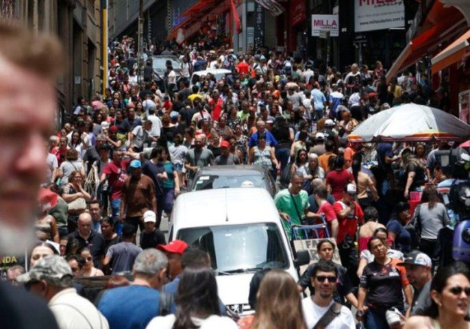 Brasil tem 213,4 milhões de habitantes em 2025; Bahia está entre os cinco estados mais populosos