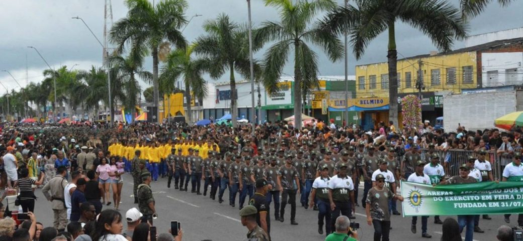 Desfile cívico em Feira de Santana celebra 203 anos de Independência do Brasil