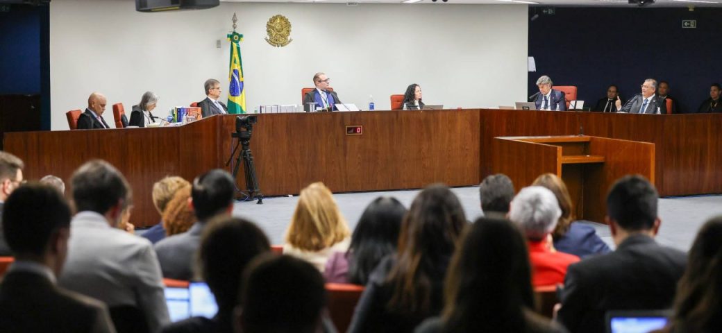 STF tem dois votos pela condenação de Jair Bolsonaro e aliados por tentativa de golpe de Estado