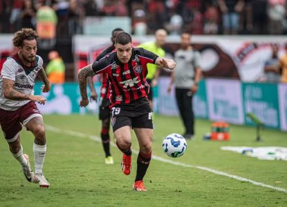 Vitória 0 x 1 Fluminense: jogo pegado pelo Brasileirão 2025 termina com duas expulsões