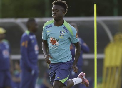 Casa do jogador Vinicius Jr. em Madri pega fogo