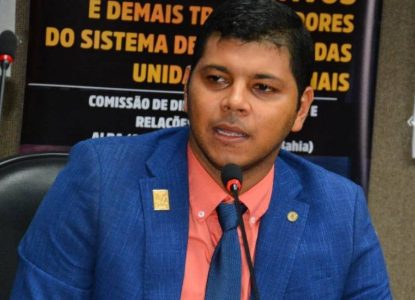 Deputado estadual propõe inclusão da Bíblia como conteúdo obrigatório nas escolas estaduais da Bahia