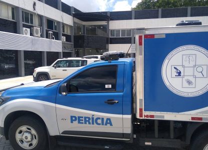 Homem morre vítima de tiros dentro de residencial no bairro Mangabeira