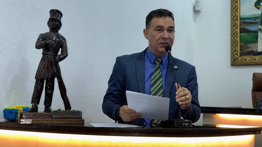 “O comércio vai acabar”, alerta vereador Marcos Lima, diante da demora na implantação da Zona Azul em Feira de Santana