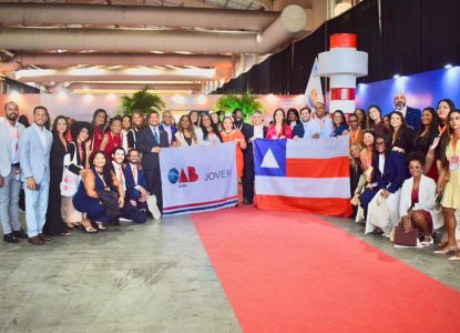 OAB Subseção Feira de Santana marca presença em evento com jovens advogados de todo Brasil