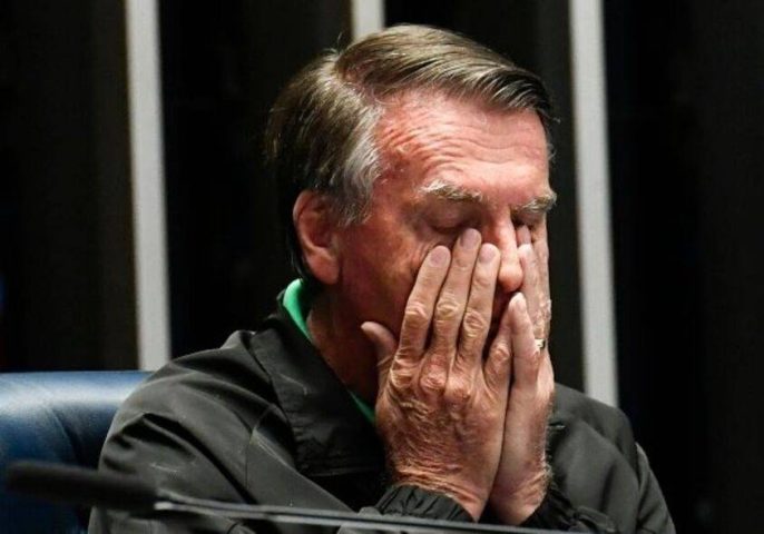 STF publica decisão que condenou Jair Bolsonaro a 27 anos e três meses de prisão e abre prazo para recursos