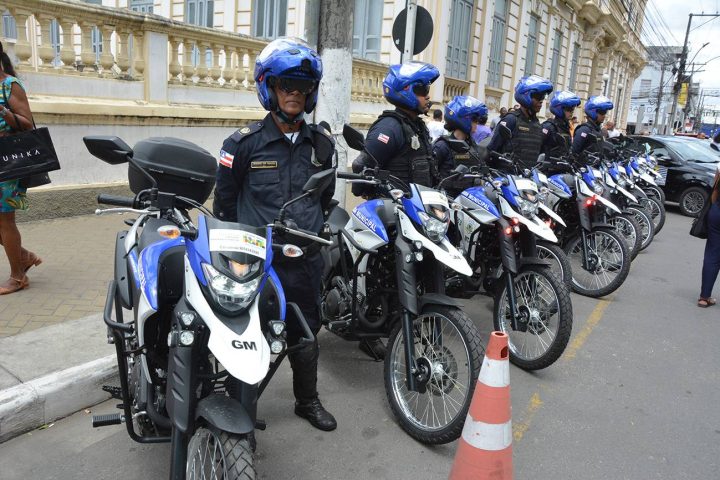 Guarda Municipal em Feira de Santana recebe 10 motocicletas para patrulhamento