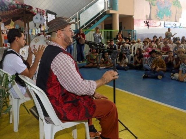 “Tá na Lei”: Feira de Santana recebe projeto para levar literatura de cordel e oralidades africanas às escolas