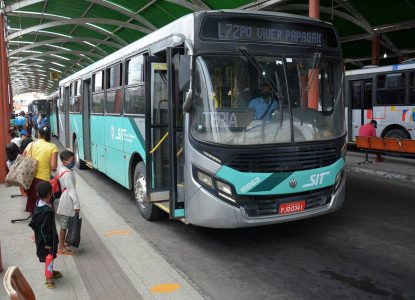 Justiça mantém suspensão do passe livre para pessoas com doenças crônicas em Feira de Santana; associações denunciam