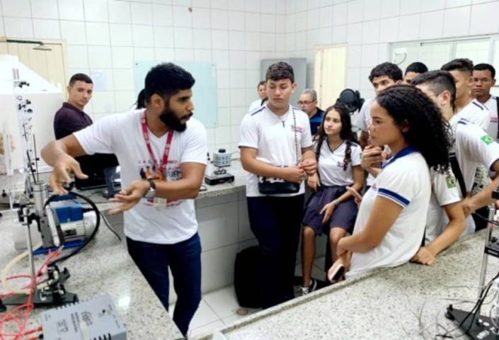 Professor, ex-morador de Feira de Santana, fala sobre desafios da carreira universitária