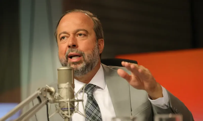 Apagão: não foi falta de energia, mas problema técnico, diz ministro Alexandre Silveira