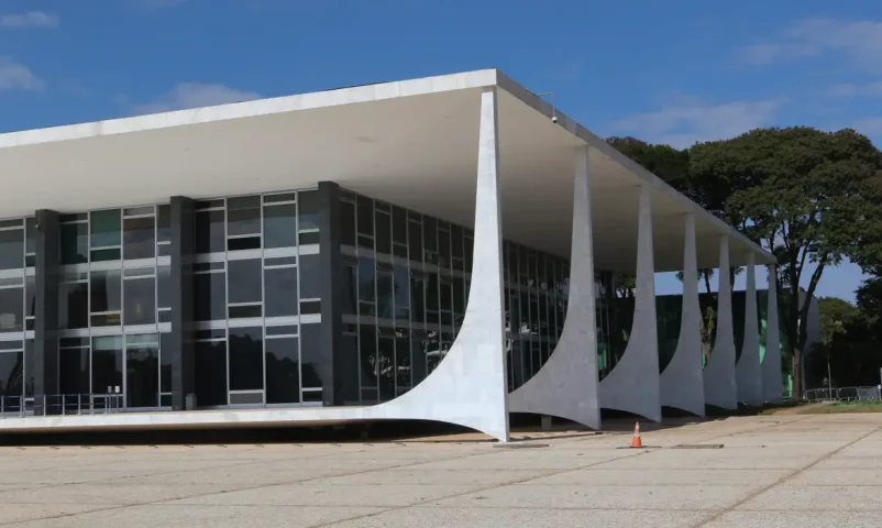 STF forma maioria contra atuação de enfermeiros em aborto legal