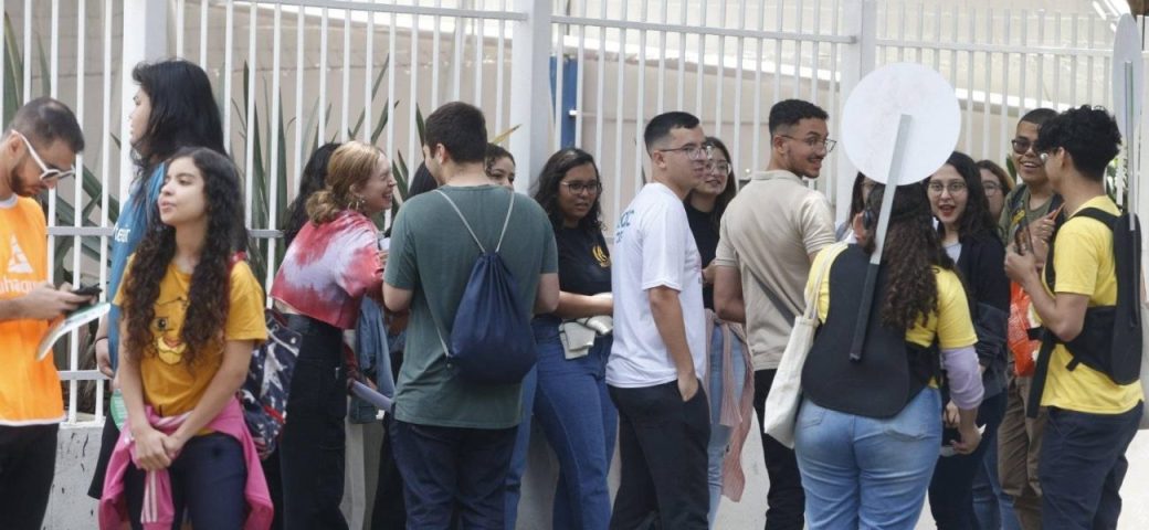 Cerca de 70% dos inscritos fizeram as duas etapas do ENEM 2025