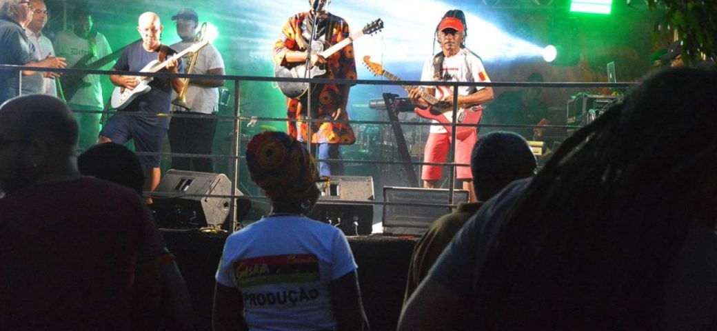 Reggae e outros ritmos animam festa em homenagem ao Dia da Consciência Negra