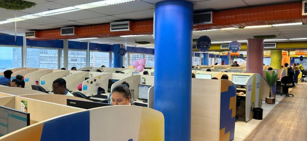 Empresa de telemarketing está com 200 vagas abertas em Feira de Santana; saiba como se candidatar