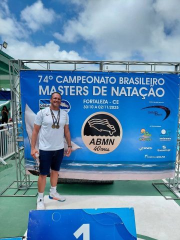 Nadador feirense Rodrigo Araújo conquista duas medalhas no Campeonato Brasileiro de Master de Natação