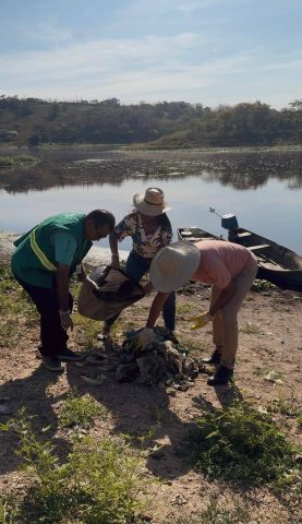Mutirão retira uma tonelada de lixo do Rio Jacuípe e reforça alerta sobre descarte irregular