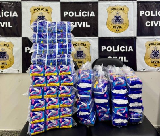 Delegacia da Mulher de Feira de Santana arrecada itens de higiene para mulheres vítimas de violência