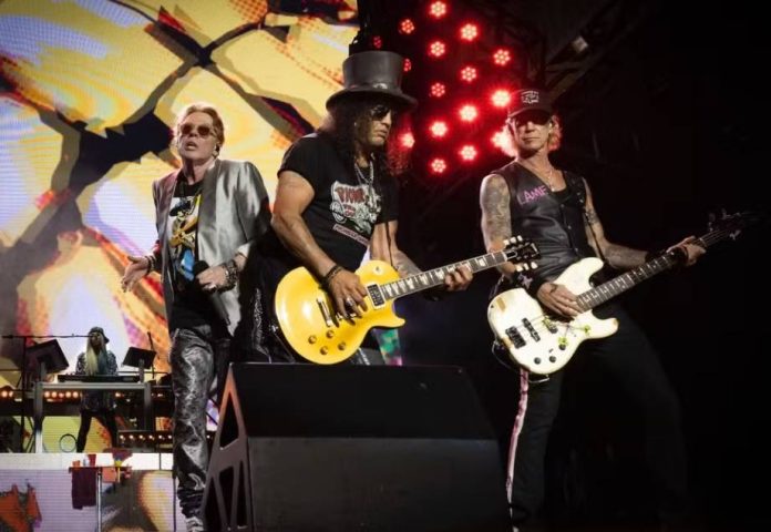 Guns N’ Roses anuncia show em Salvador em abril de 2026