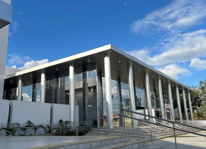 Centro de Convenções sedia audiência sobre criação da Universidade Federal de Feira de Santana