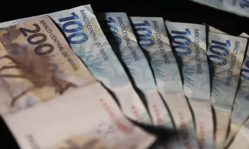 Mercado reduz previsão da inflação para 4,46%, abaixo do teto da meta