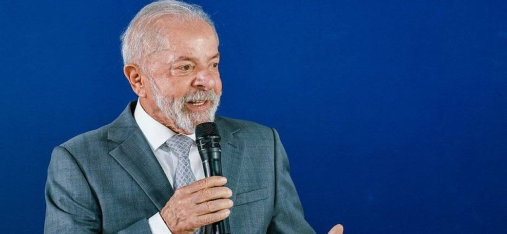 Lula avalia veto ao PL da Dosimetria durante ato que lembra invasão dos Três Poderes em 8 de janeiro de 2023