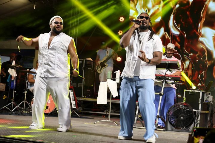 Natal Encantado: Filhos de Jorge finalizam primeira semana com axé, dança e muita animação