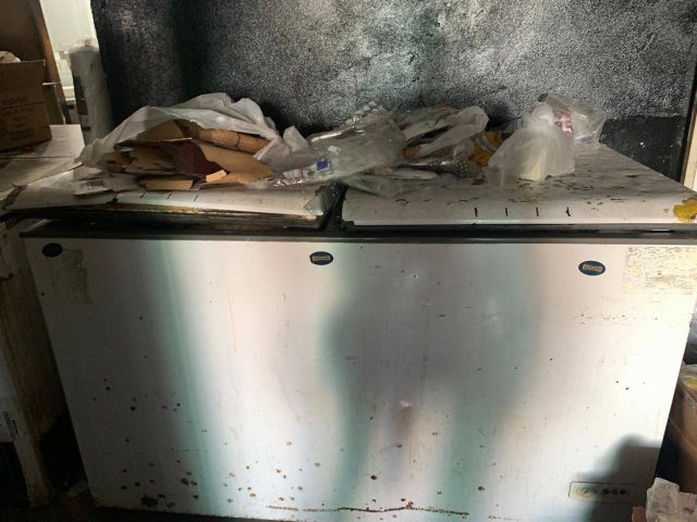 Irregular há sete anos, delicatessen no bairro Kalilândia, em Feira de Santana, é interditada