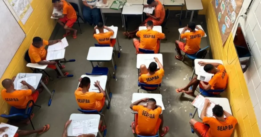 Provas do ENEM PPL são aplicadas em 24 unidades prisionais da Bahia com recorde de inscritos
