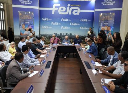 José Ronaldo faz balanço da gestão municipal em 2025, anuncia 'banho de asfalto' e abertura de avenidas em Feira de Santana