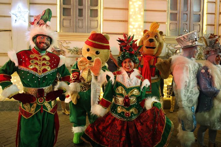 Prefeitura de Feira de Santana acende luzes de Natal e espalha espírito natalino contagiante