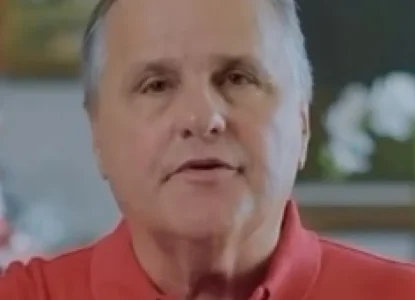 Ex-ministro Geddel Vieira Lima se envolve em briga após provocação em condomínio de luxo na Bahia