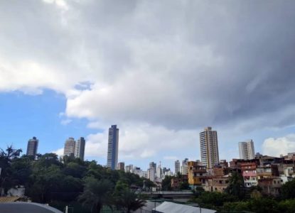 Mais de 60 cidades da Bahia estão com alerta de chuvas intensas para fim de semana