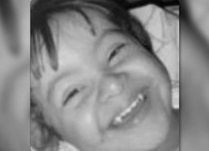 Criança de 4 anos morre após se afogar em piscina no sul da Bahia