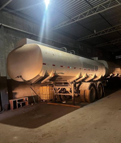 Quatro suspeitos de envolvimento com roubo de cargas e caminhões são presos na Bahia