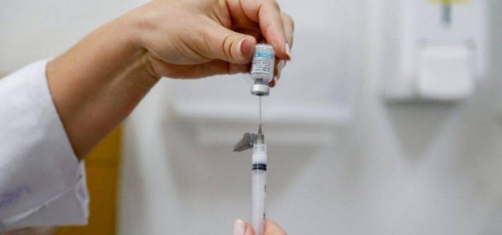 Butantan antecipa entrega de 1,3 milhão de doses de vacina contra dengue