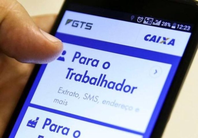 Moradores afetados por chuvas em cidade do sul da Bahia já podem sacar FGTS por calamidade