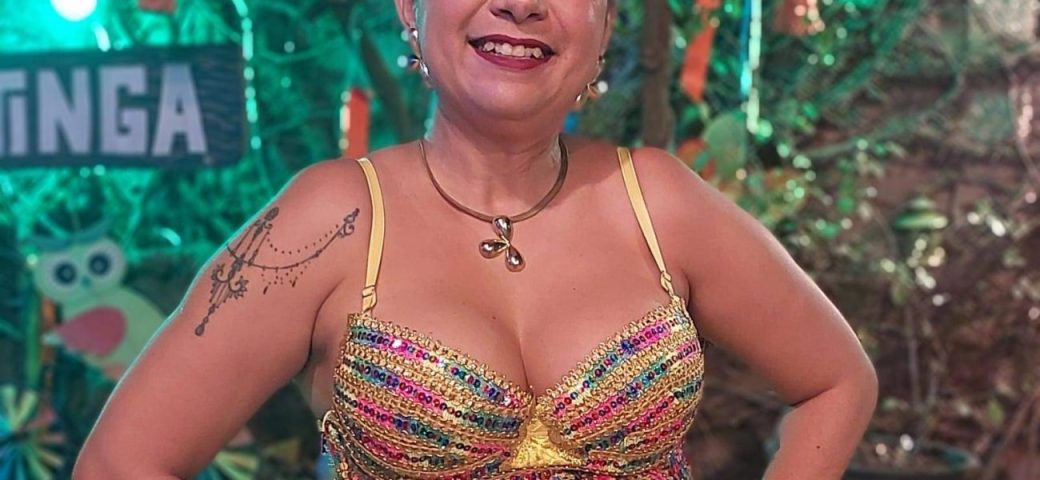 Kareen Mendes inicia celebração de 30 anos de carreira com projeto “Ensaios de Verão com Samba de Elvira”
