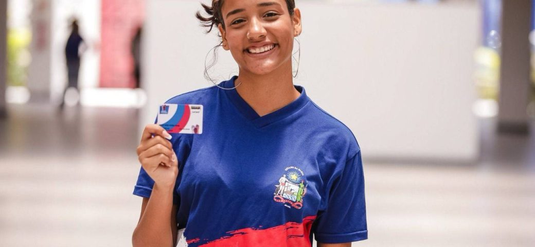 Crédito de março do Bolsa Presença é liberado para estudantes da rede estadual neste domingo, 15