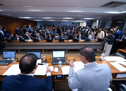 Comissão do Senado aprova passe livre em viagens interestaduais para pacientes com câncer