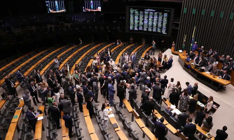 Congresso Nacional derruba veto de Lula e mantém PL da Dosimetria